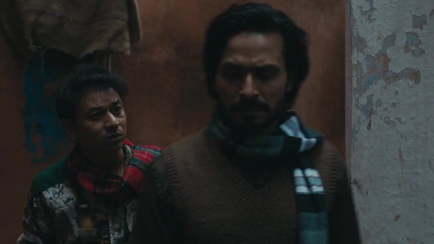 /2026-07-25 10-57/Raktanchal.%5BS01E07%5D.2020.Hindi.WEBRip.%40MXOriginals.mkv