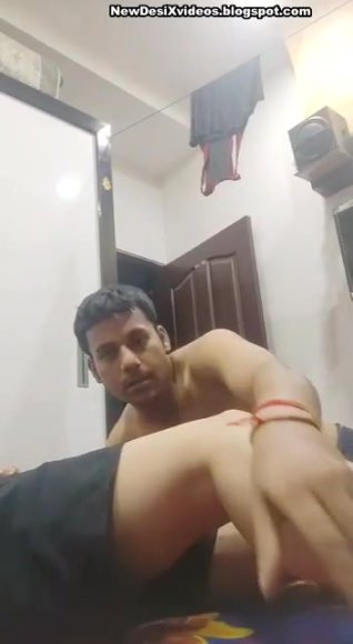 /2026-08-05 08-34/Indian Desi Newly married couple _on cam.mp4