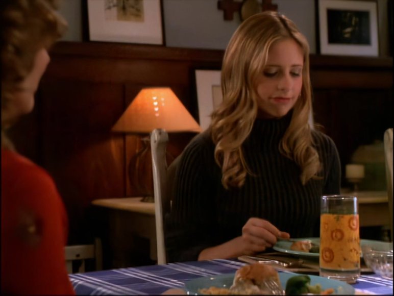 /Buffy the Vampire Slayer S05E01 - Buffy vs Dracula (1080p AI Upscale DVD x265 HEVC 10bit AC3 Vertag).mkv
