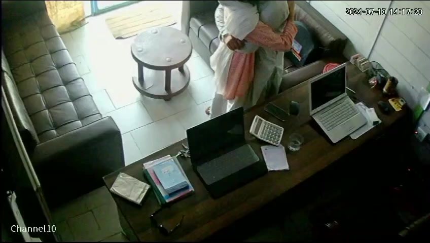 /2026-07-04 00-17/1_5103116159255839848.mp4
